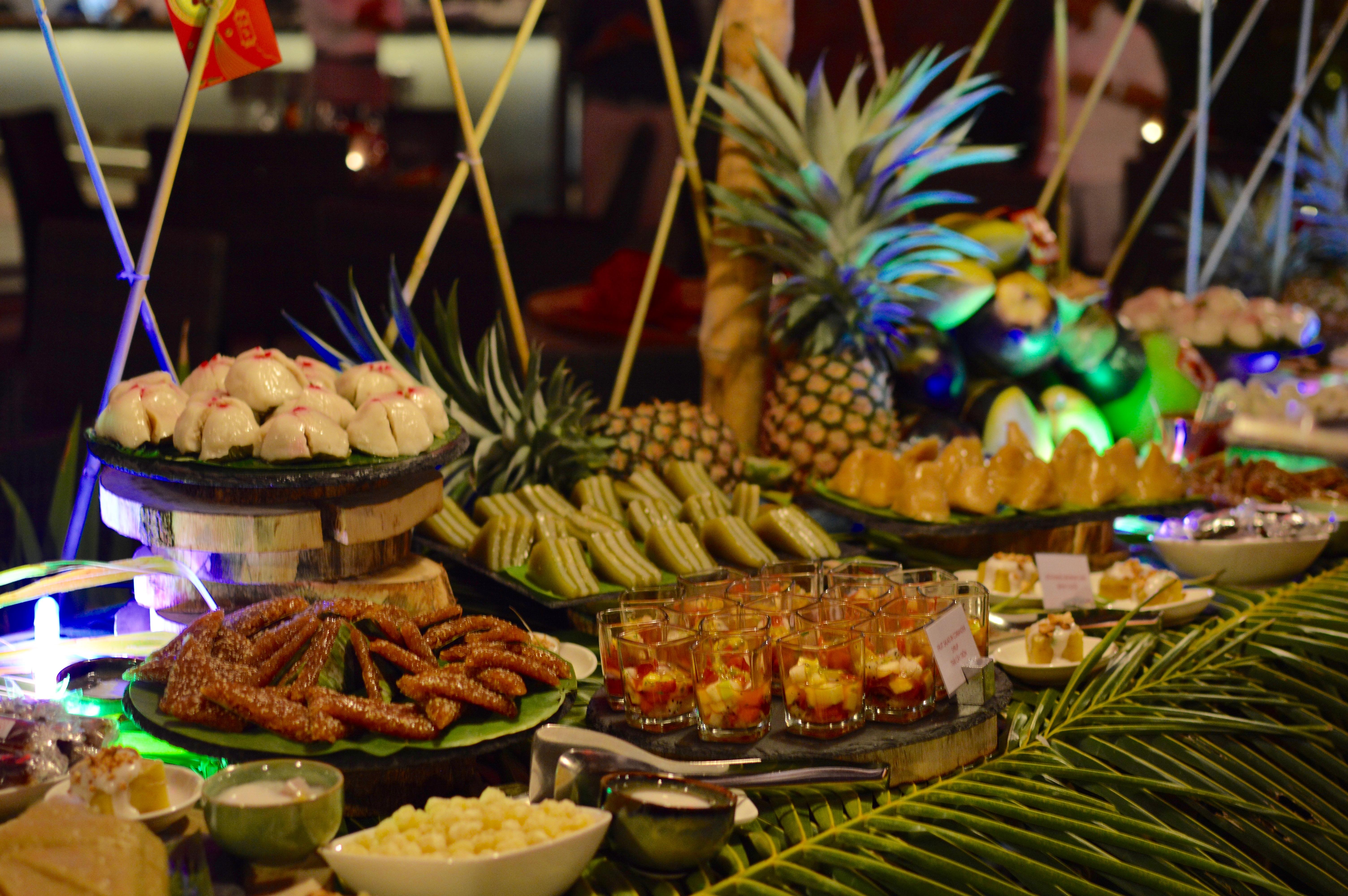 Salinda Resort Phu Quoc - Sparkling Wine Breakfast Εξωτερικό φωτογραφία A selection of Philippine desserts
