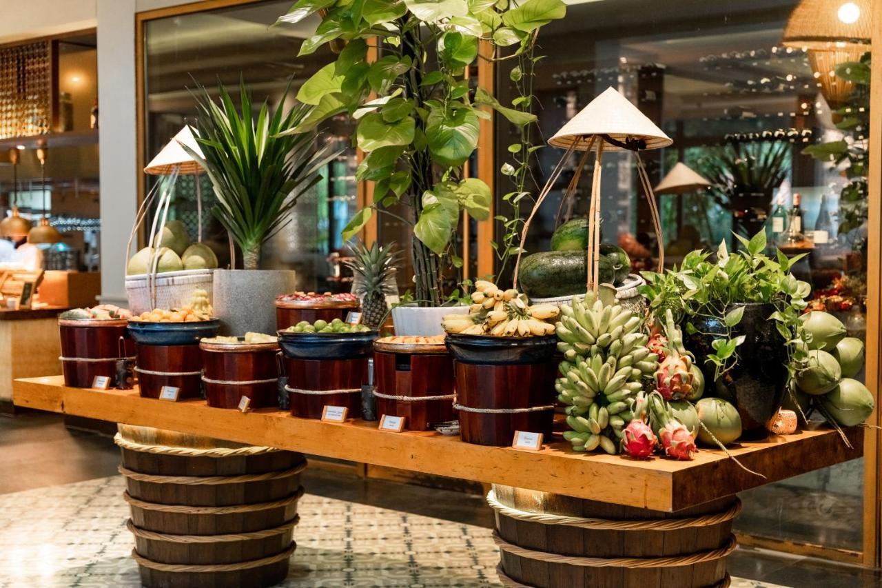 Salinda Resort Phu Quoc - Sparkling Wine Breakfast Εξωτερικό φωτογραφία A buffet at a hotel